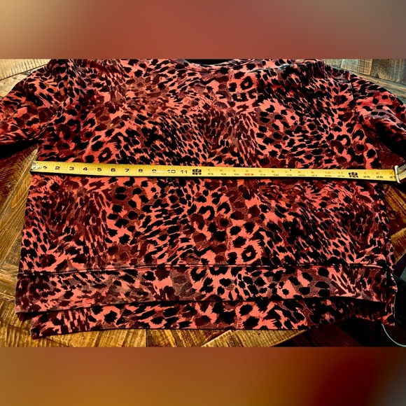 ALLSAINTS Lo Redar Leopard Print Sweatshirt size medium in pink and black - Picture 11 of 12